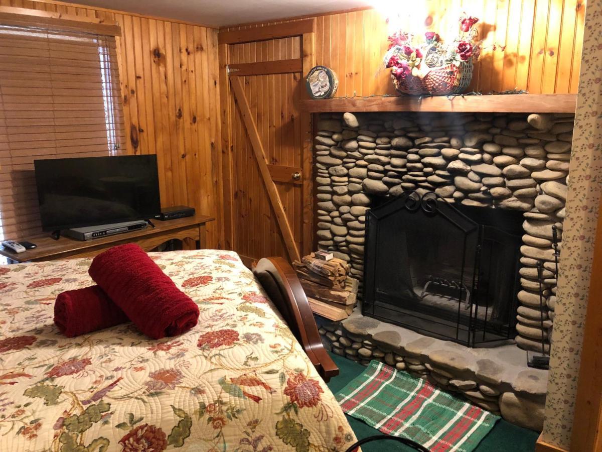 Smokies Bed And Breakfast - Evergreen Cottage Inn Pigeon Forge Exterior foto